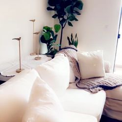 White Sofa With Reversible Chaise 