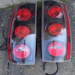 Gmc Yukon , Yukon Denali Tailight 
