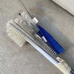Lot Of 6 Cleaning Brushes 