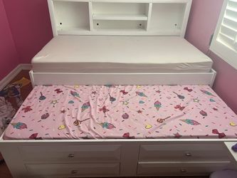 Trundle Bed