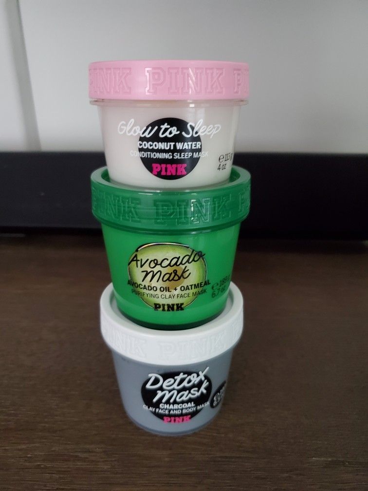 VS PINK Face Masks Or Scrubs, New, Each