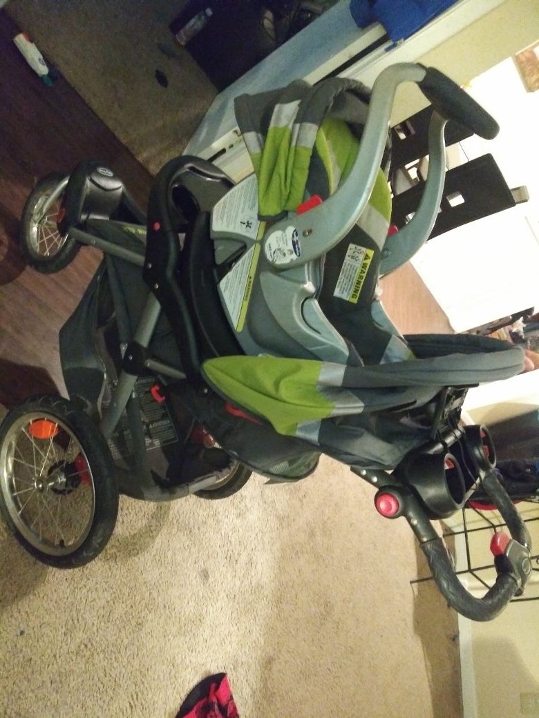 baby trend stroller green and grey Used