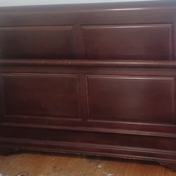 Wooden Sleigh Bed Head And Footboard 