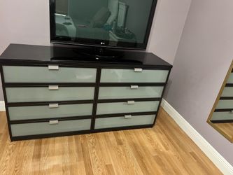 8 drawer dresser