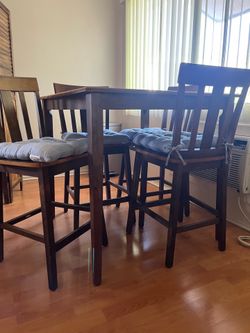 Kitchen table wood 4 chairs high