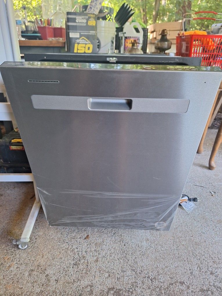 Whirlpool Dishwasher New!