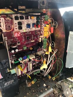 Electric gate stuck or not opening? Fast solution for motor, chain, and sensor issues