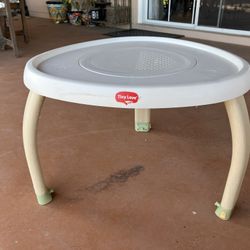 Toddler Play Table 