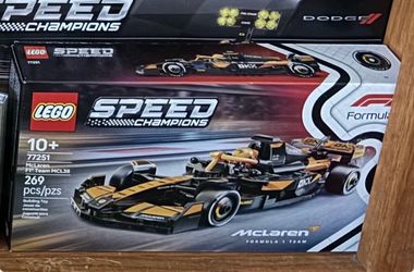 LEGO Speed Champions McLaren F1 Team MCL38 77251
