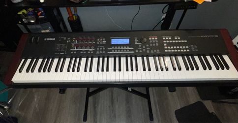 Yamaha Moxf8