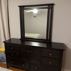 6-Drawer Dresser Chest Of Drawers With Mirror By Casana