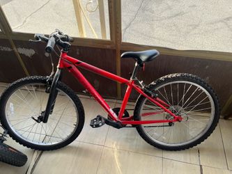 Decathlon Rockrider ST100 Kids Mountain Bike - 24", Red,