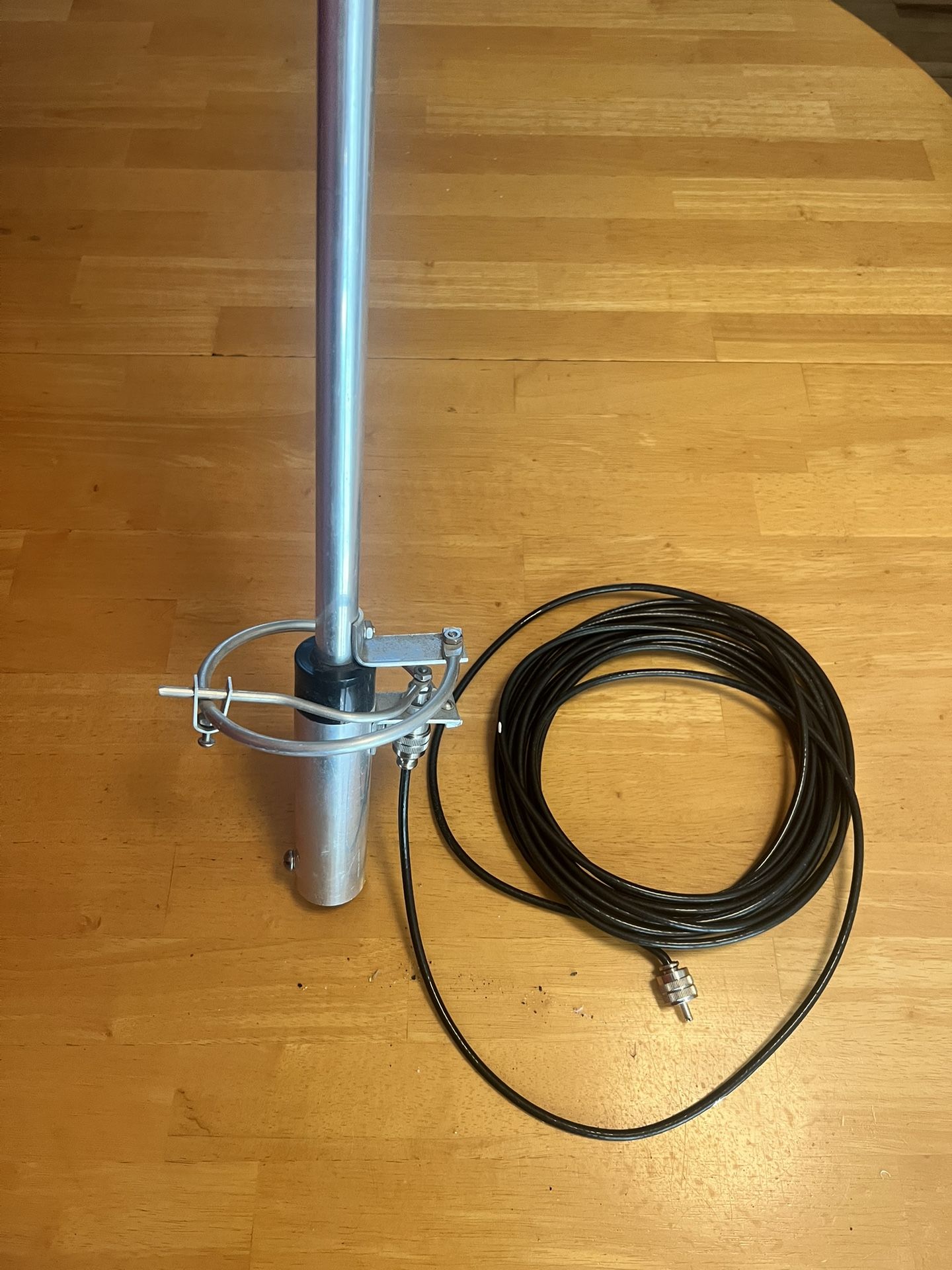 145 MHz Short Wave Radio Antenna
