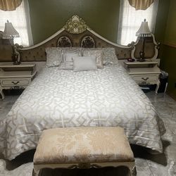  5 pieces king bedroom / Bonita recamara de 5 piezas 