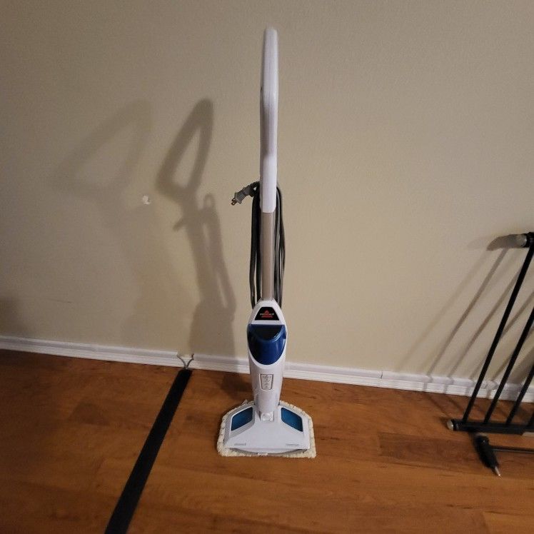 Bissell Steam Mop for Sale in Renton, WA OfferUp