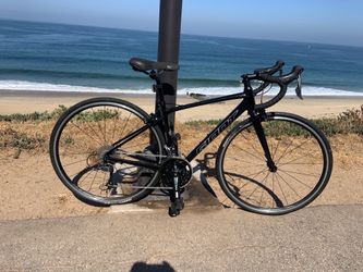 Giant contend 3. 16 speed Xsmall lightweight aluminum frame