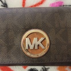 Michael Kors Wallet Used