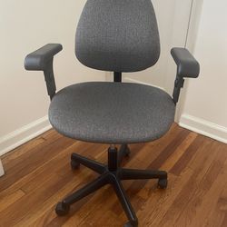 Office Chair Excellent Condition 