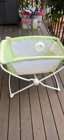 Fisher Price Portable Baby Crib