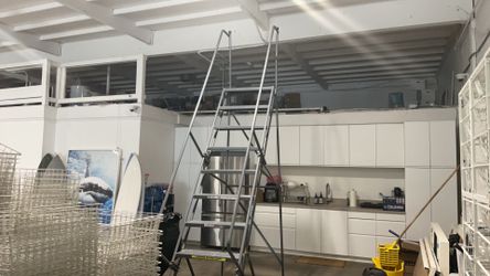 Unline 10 Step Rolling Ladder - Assembled