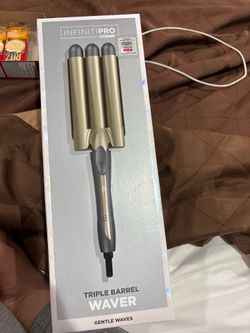 INFINITI PRO CONAIR TRIPLE BARREL WAVER