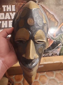 Camaroon African Sun Mask