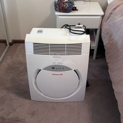 Honeywell Portable A/C Unit