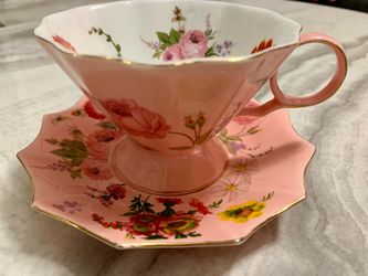 Meritage Pink and Gold Floral Tea set porcelain