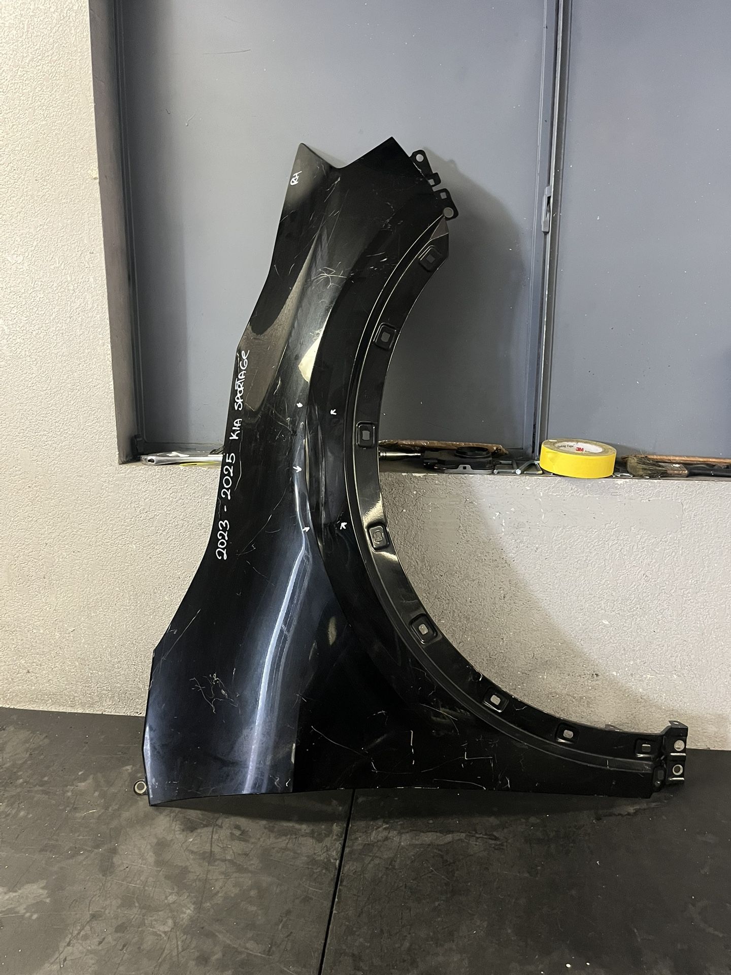 2023-2024-2025 KIA SPORTAGE RIGHT FENDER OEM USED