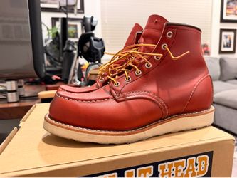 Red Wing Moc Toe Boots size 8.5 E