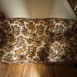 Old Lady Furniture Set - 3 Pieces