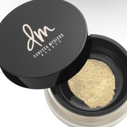 Danessa Myricks Evolution Setting Powder in Yellow