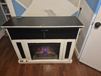 VENDO TV ESTEN CON CHIMENEA 