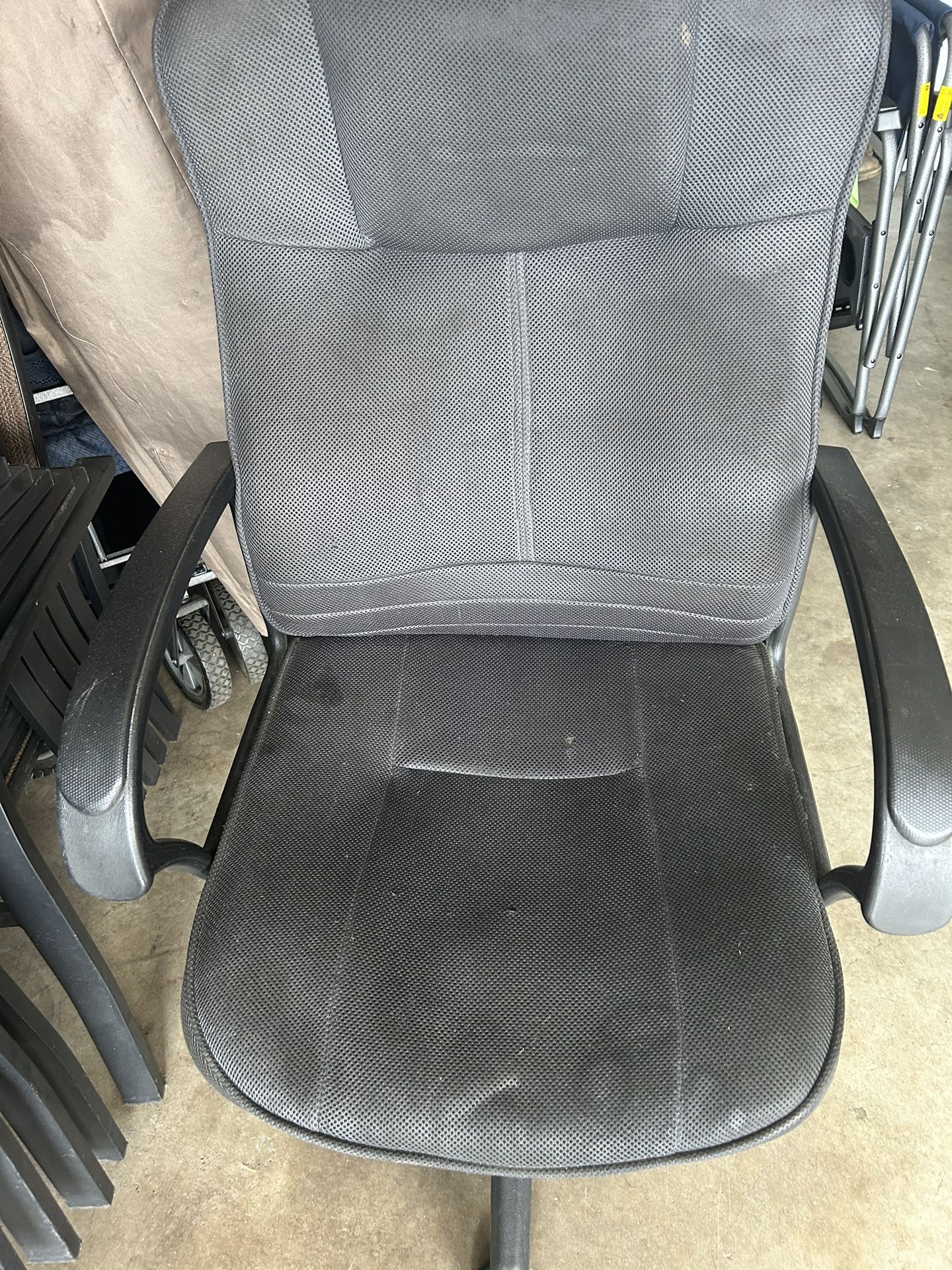 Silla Le Falta Una Yantita