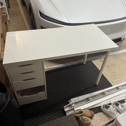 free table top and drawers 