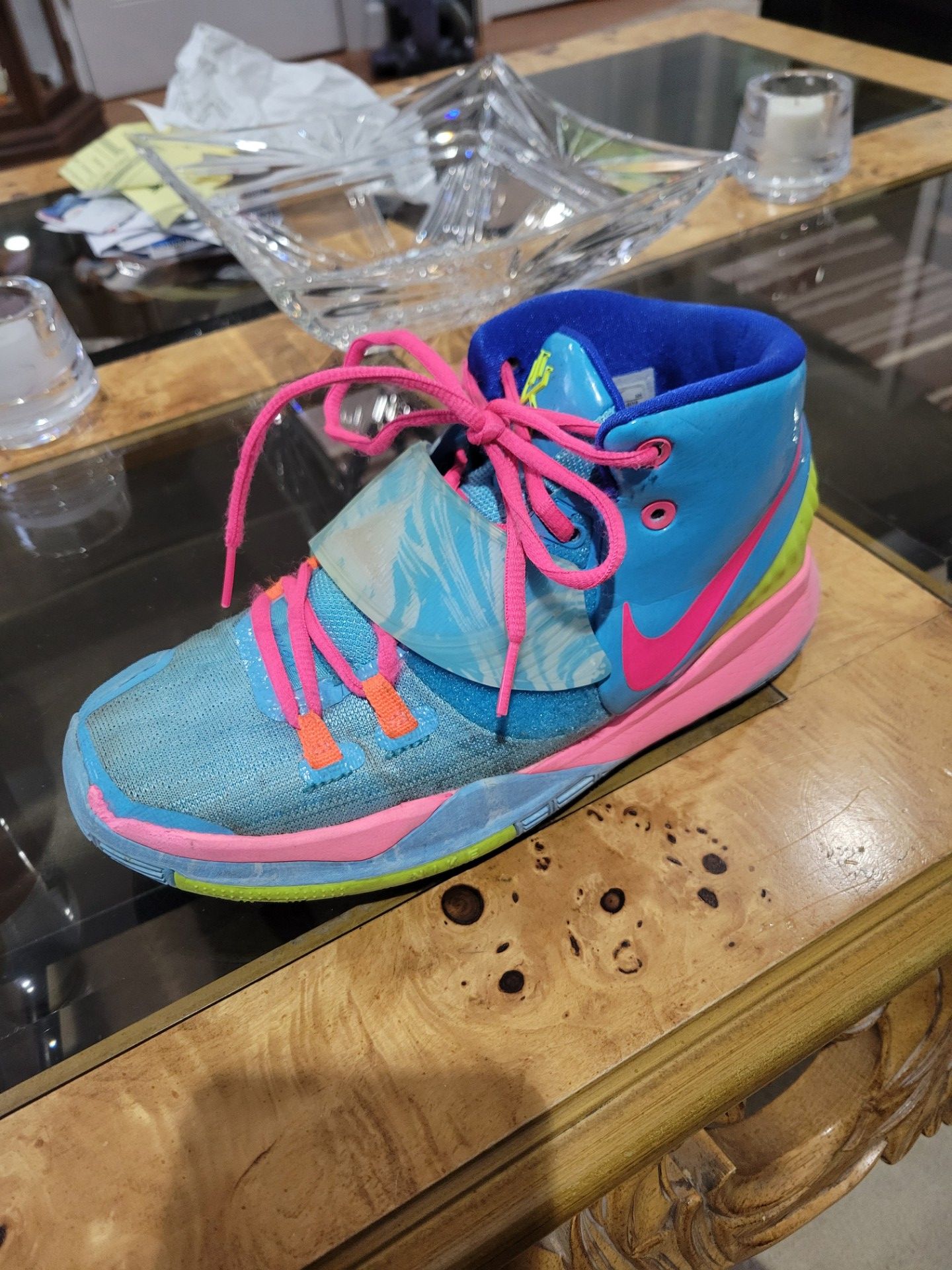 Kyrie pool 6