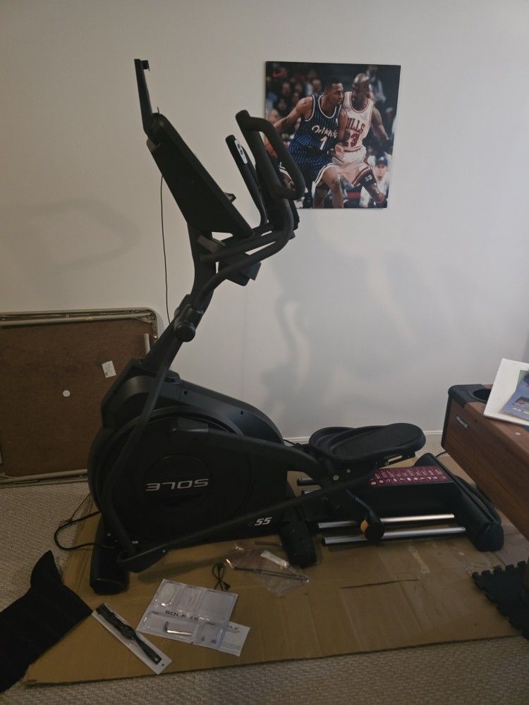 Sole 5SS ELLIPTICAL $800.00 Best OFFER