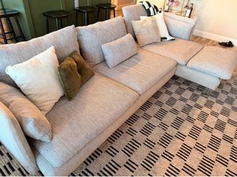 Ikea Soderhamn Sectional with Chaise (pillows-included)