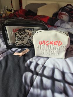 New Victoria Secrets Travel Set