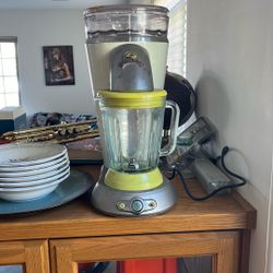 Margaritaville Frozen Cocktail Machine 