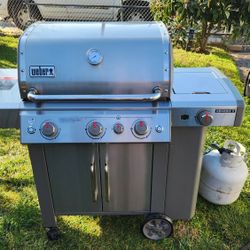 Weber Genesis ll S- 345《$375》