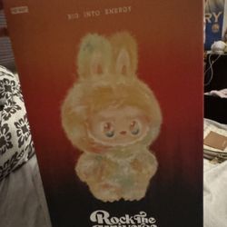 Rock The Universal Labubu 