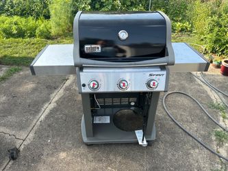 Weber grill spirit