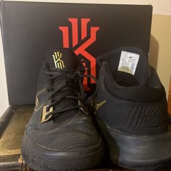 Kyrie Flytrap 4 Vol. 1