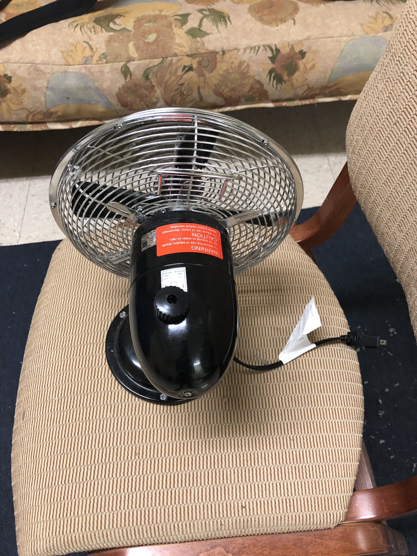 JIANGMEN KEYE ELECTRIC APPLIANCES. Electric 3 speed rotating mini fan