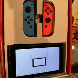 Nintendo Switch 