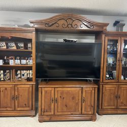 Solid wood Entertainment center