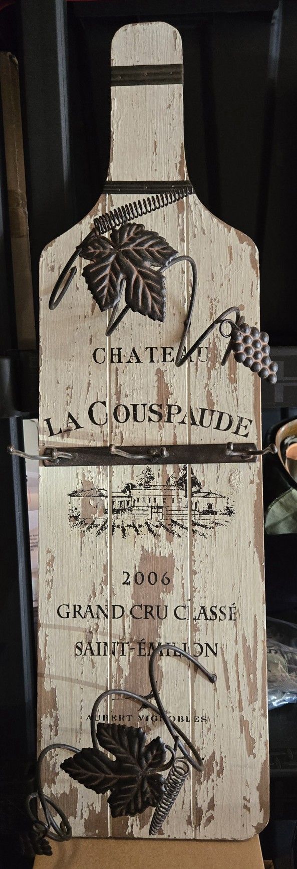 French-themed, wine wall decor