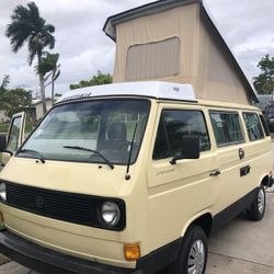 82 Volkswagen Westfalia 