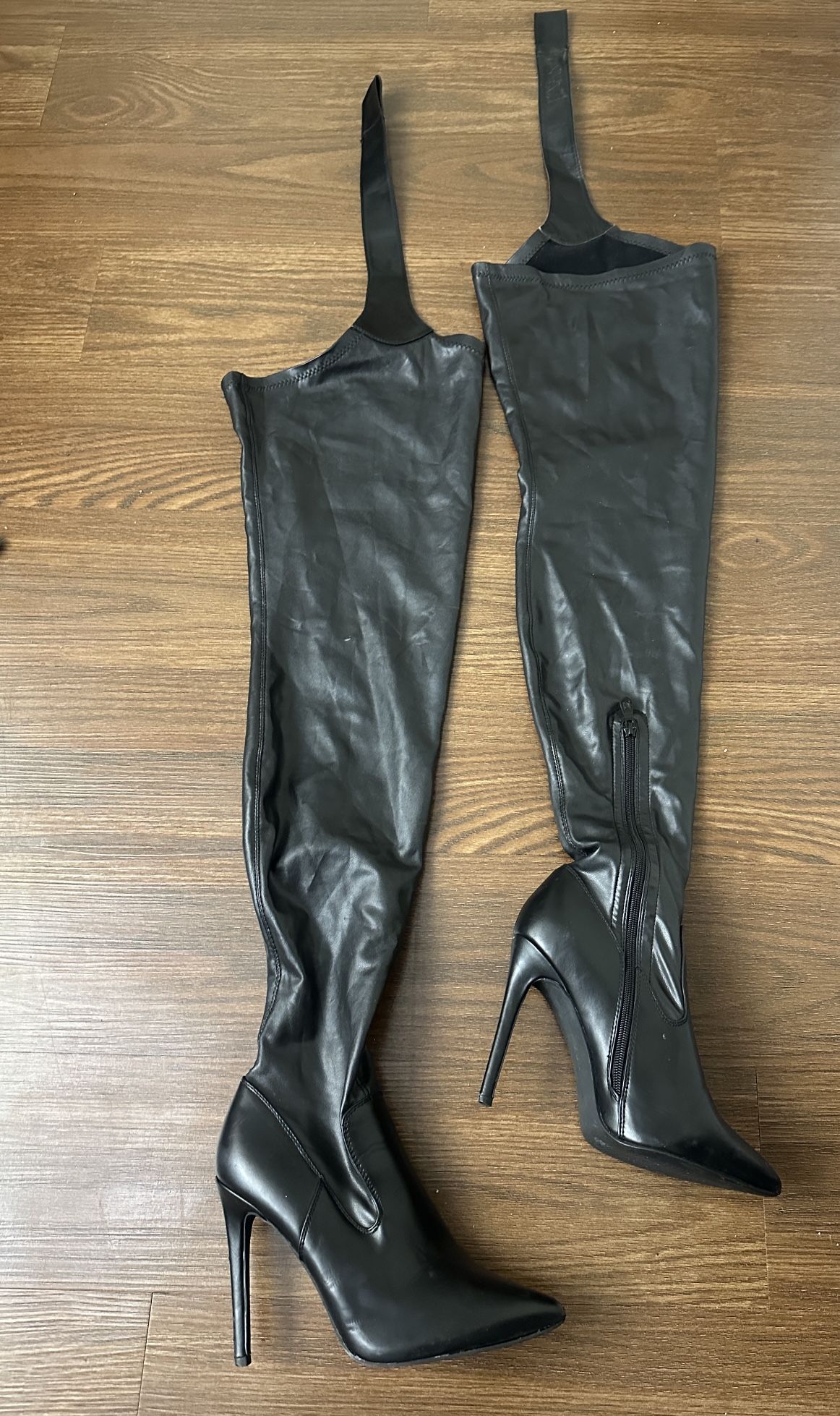 Black over the knee heel Boots w/ Belt